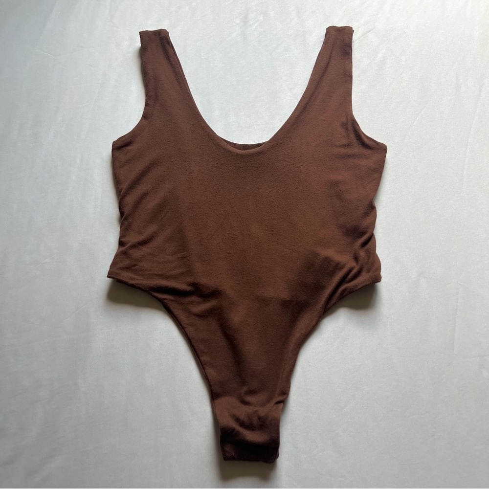RE ONA brown knit scoop neck‎ sleeveless bodysuit